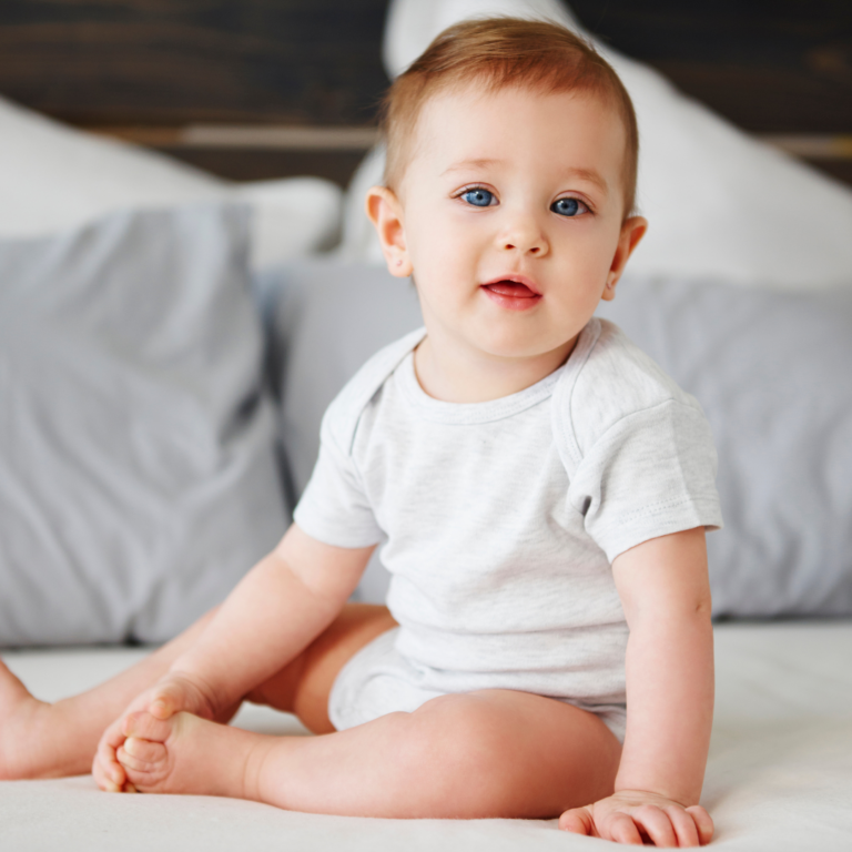 Hundreds of First and Middle Names for Girls